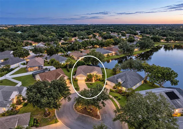 Photo 3 of Single family home for sale at 6503 Deerberry Ct, Lakewood Ranch, FL 34202 | MLS# A4704725 | Listing updated on 2026-09-29