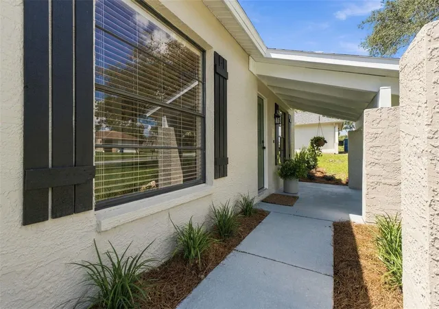 Photo 3 of Single family home for sale at 11208 Portsmouth St, Spring Hill, FL 34609 | MLS# W7889102 | Listing updated on 2026-10-02