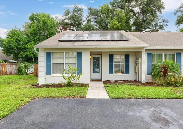 Photo 1 of Single family home for sale at 321 Dover Ct E, Safety Harbor, FL 34695 | MLS# TB8544488 | Listing updated on 2026-10-07