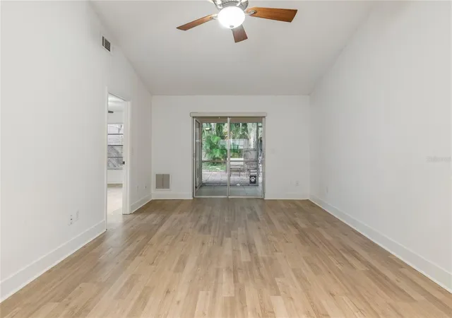 Photo 3 of Single family home for sale at 321 Dover Ct E, Safety Harbor, FL 34695 | MLS# TB8544488 | Listing updated on 2026-10-07
