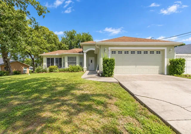 Photo 2 of Single family home for sale at 7195 Toledo Rd, Spring Hill, FL 34606 | MLS# W7889103 | Listing updated on 2026-10-14