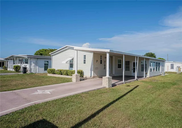 Photo 1 of Manufactured home for sale at 5335 Powhattan St, Zephyrhills, FL 33542 | MLS# TB8544495 | Listing updated on 2026-09-05