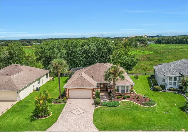 Photo 1 of Single family home for sale at 1641 Carrera Dr, Lady Lake, FL 32159 | MLS# G5117256 | Listing updated on 2026-10-09
