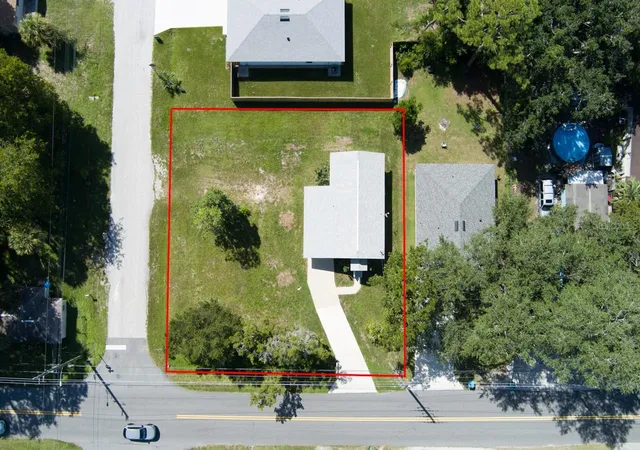 Photo 2 of Single family home for sale at 701 Flomich St, Daytona Beach, FL 32117 | MLS# V4951057 | Listing updated on 2026-10-03