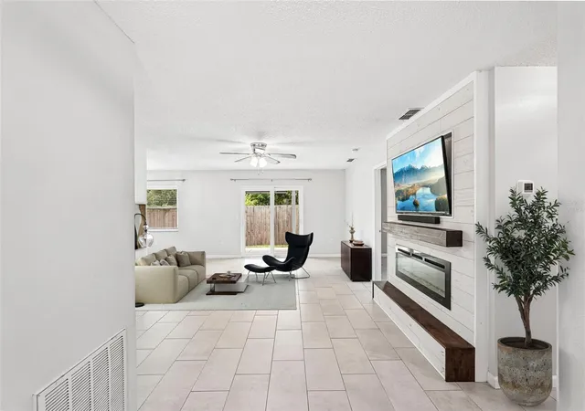 Photo 3 of Single family home for sale at 8710 Filson Pl, Sarasota, FL 34231 | MLS# TB8544501 | Listing updated on 2026-10-07