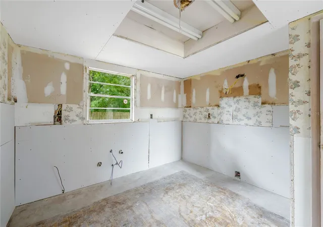 Photo 2 of Single family home for sale at 410 Timber Crk Dr, Brandon, FL 33510 | MLS# TB8544520 | Listing updated on 2026-09-04