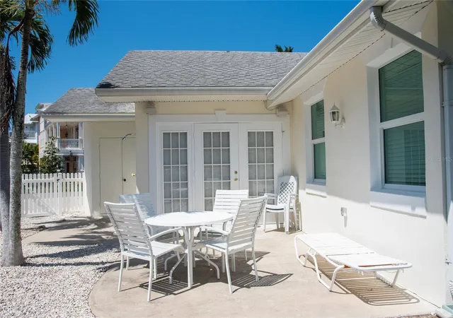 Photo 3 of Single family home for sale at 117 79th Street, Holmes Beach, FL 34217 | MLS# TB8544523 | Listing updated on 2026-09-20