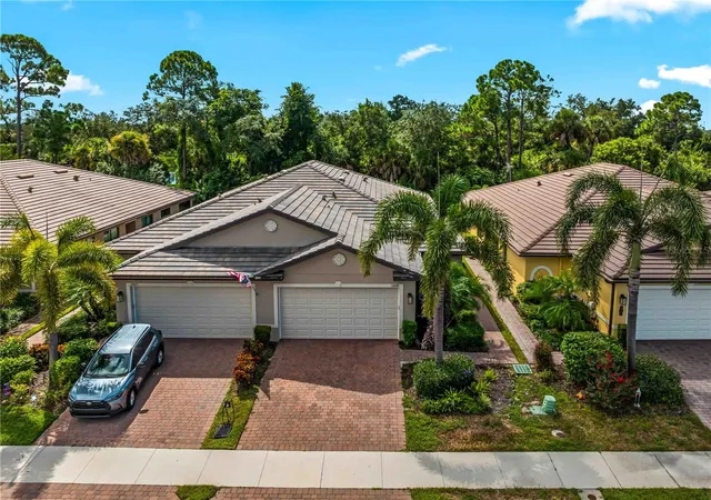 Photo 3 of Single family home for sale at 12099 Firewheel Pl, Venice, FL 34293 | MLS# D6148638 | Listing updated on 2026-09-16