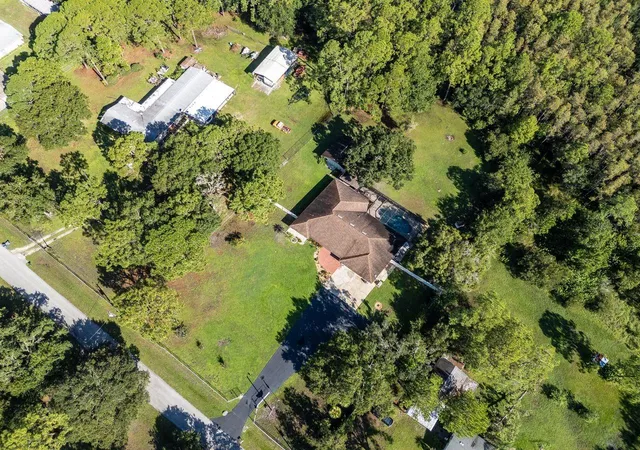 Photo 2 of Sale Pending at 17535 Wellfield Ct, Lutz, FL 33558 | MLS# TB8544560 | Listing updated on 2026-09-30