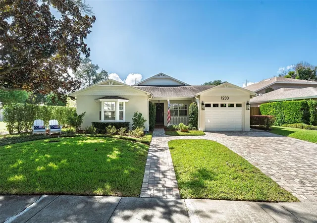 Photo 2 of Single family home for sale at 1230 Norwood Pl, Orlando, FL 32804 | MLS# O6438254 | Listing updated on 2026-09-22