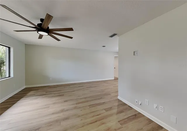 Photo 3 of Sale Pending at 2109 Cree Trl, Casselberry, FL 32707 | MLS# O6438262 | Listing updated on 2026-09-21