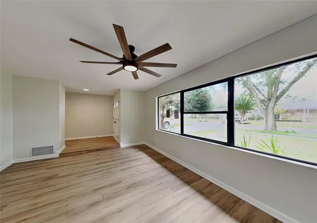 Photo 4 of Sale Pending at 2109 Cree Trl, Casselberry, FL 32707 | MLS# O6438262 | Listing updated on 2026-09-21