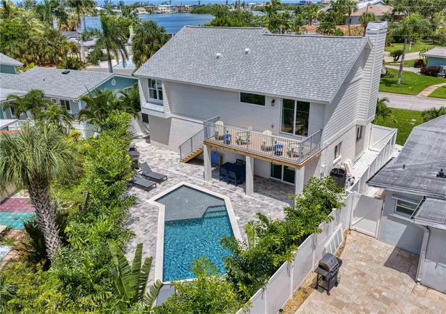 Photo 3 of Single family home for sale at 503 Janice Pl, Indian Rocks Beach, FL 33785 | MLS# TB8544602 | Listing updated on 2026-09-16