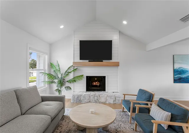 Photo 3 of Single family home for sale at 503 Janice Pl, Indian Rocks Beach, FL 33785 | MLS# TB8544602 | Listing updated on 2026-09-16