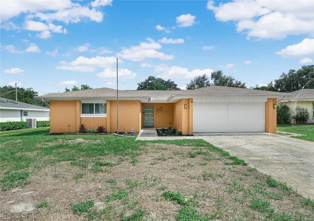 Photo 1 of Single family home for sale at 437 Broward Ter, Winter Haven, FL 33884 | MLS# L4964735 | Listing updated on 2026-09-28
