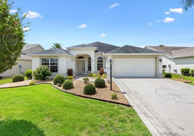 Photo 1 of Single family home for sale at 2292 Jonesbury Run, Lady Lake, FL 32162 | MLS# TB8544610 | Listing updated on 2026-09-12