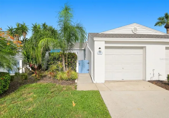 Photo 1 of Townhouse for sale at 825 Waterside Ln, Bradenton, FL 34209 | MLS# O6438297 | Listing updated on 2026-10-02