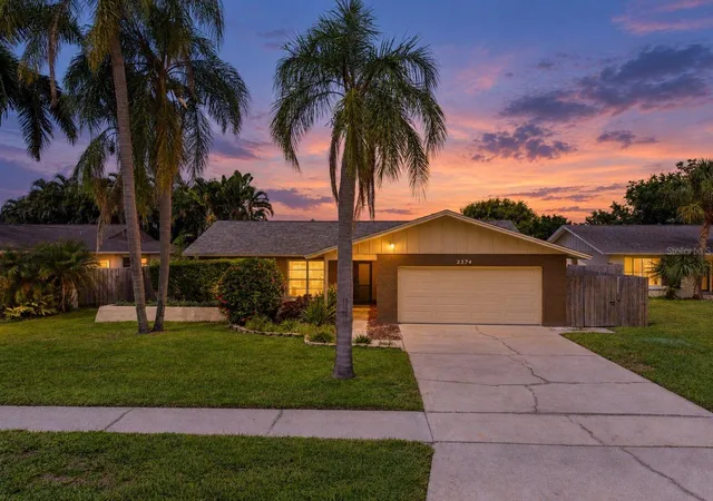 Photo 1 of Single family home for sale at 2374 Covington Dr, Clearwater, FL 33763 | MLS# TB8544614 | Listing updated on 2026-09-23