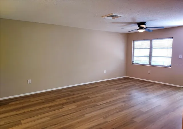 Photo 4 of Condo for sale at 6064 Arlene Way #6064, Bradenton, FL 34207 | MLS# TB8544618 | Listing updated on 2026-09-29