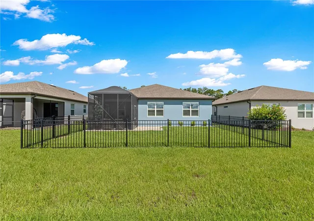 Photo 3 of Single family home for sale at 5585 Sw 85th Avenue Rd, Ocala, FL 34481 | MLS# OM731493 | Listing updated on 2026-09-05