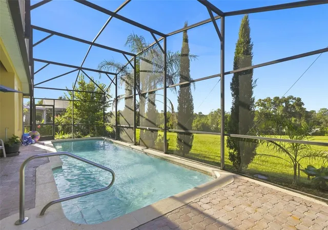 Photo 2 of Single family home for sale at 578 Zachary Dr, Apopka, FL 32712 | MLS# O6438309 | Listing updated on 2026-09-04