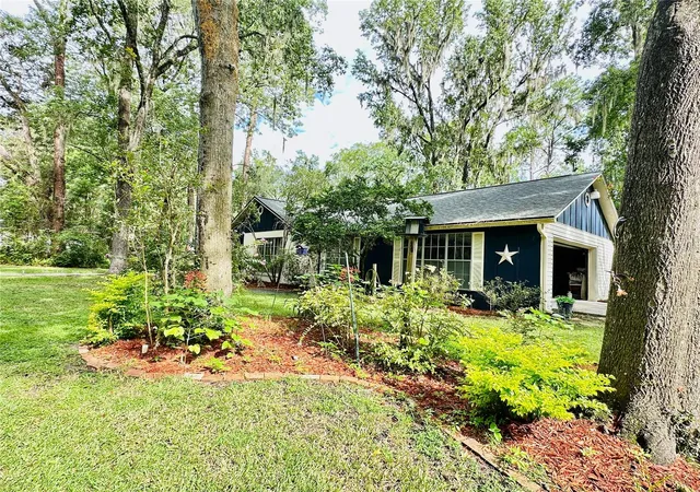 Photo 3 of Single family home for sale at 8614 Sw 1st Avenue, Gainesville, FL 32607 | MLS# GC543181 | Listing updated on 2026-09-21