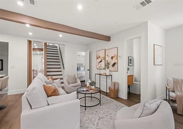 Photo 3 of Single family home for sale at 3415 W Barcelona St, Tampa, FL 33629 | MLS# O6438321 | Listing updated on 2026-09-26