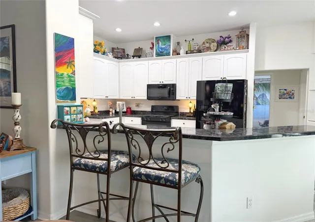 Photo 4 of Single family home for sale at 5090 Indian Ocean Loop, Tavares, FL 32778 | MLS# G5117270 | Listing updated on 2026-09-07