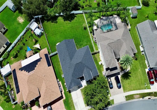 Photo 3 of Single family home for sale at 1000 Seneca Trl, Saint Cloud, FL 34772 | MLS# S5156767 | Listing updated on 2026-09-05