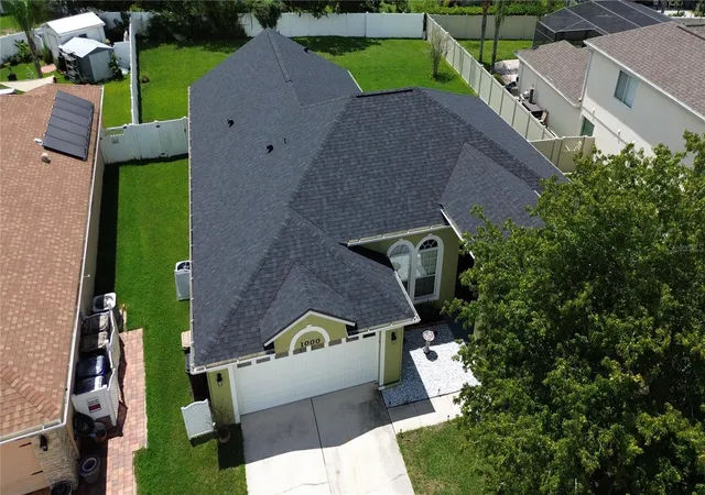 Photo 3 of Single family home for sale at 1000 Seneca Trl, Saint Cloud, FL 34772 | MLS# S5156767 | Listing updated on 2026-09-05