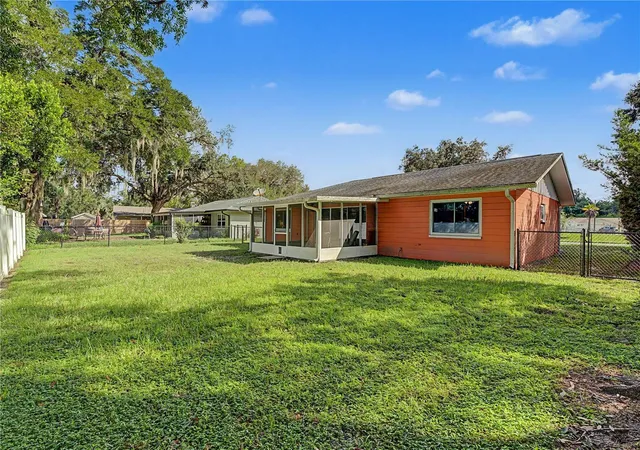Photo 3 of Single family home for sale at 2555 Shadecrest Rd, Land O Lakes, FL 34639 | MLS# TB8544654 | Listing updated on 2026-09-19