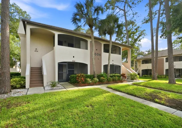 Condo for sale at 3004 Bonaventure Cir #204, PALM HARBOR, FL 34684 | MLS# TB8544670