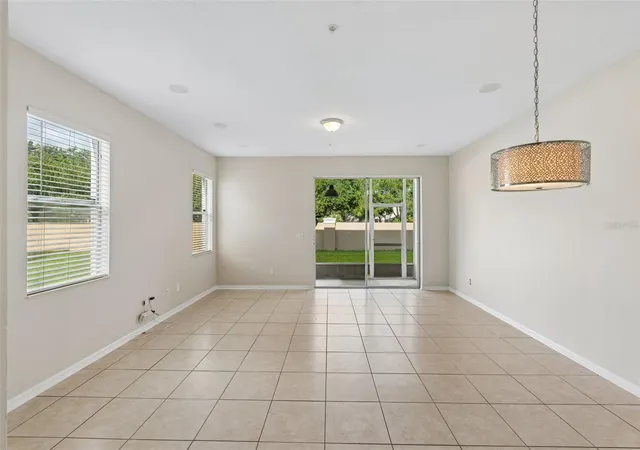 Photo 3 of Townhouse for sale at 6067 Strada Isle Way, Orlando, FL 32835 | MLS# O6438344 | Listing updated on 2026-09-20