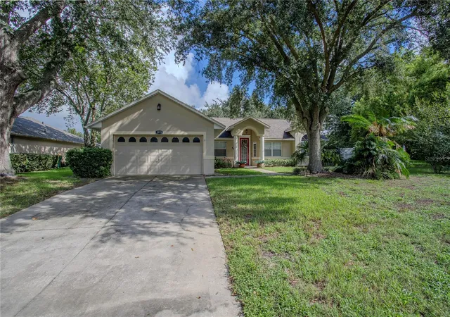 Photo 1 of Single family home for sale at 2579 Stardust Ave, Eustis, FL 32726 | MLS# G5117273 | Listing updated on 2026-09-04