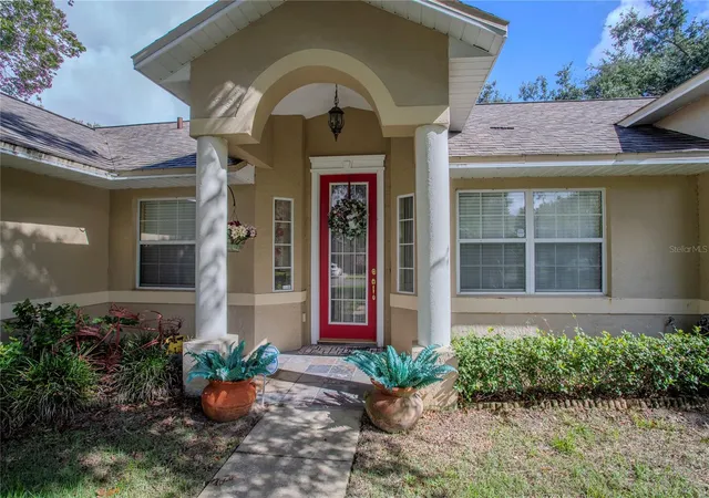 Photo 3 of Single family home for sale at 2579 Stardust Ave, Eustis, FL 32726 | MLS# G5117273 | Listing updated on 2026-09-12