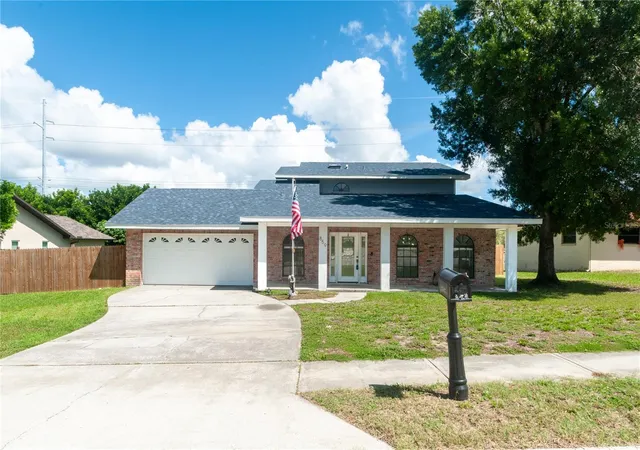 Photo 1 of Single family home for sale at 859 Pinewood Ter W, Palm Harbor, FL 34683 | MLS# TB8544679 | Listing updated on 2026-10-07