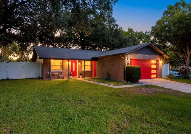 Photo 1 of Single family home for sale at 1410 Vale Ct, Dunedin, FL 34698 | MLS# TB8544682 | Listing updated on 2026-09-29