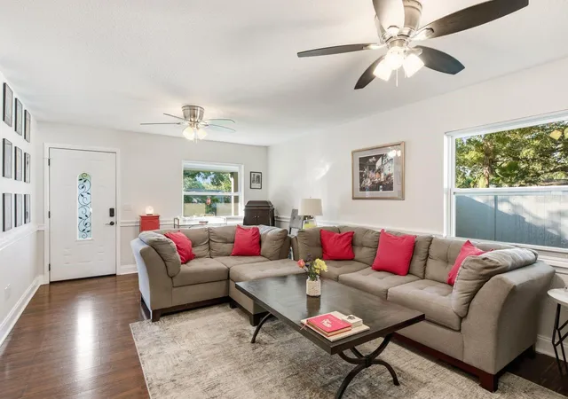 Photo 3 of Single family home for sale at 1410 Vale Ct, Dunedin, FL 34698 | MLS# TB8544682 | Listing updated on 2026-09-29