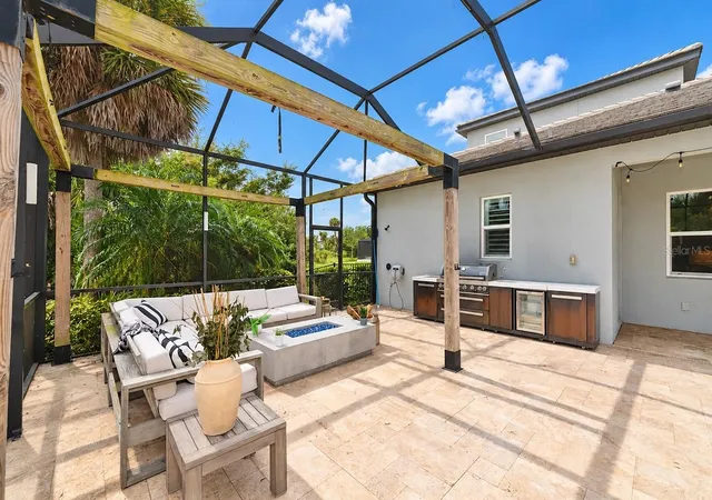 Photo 4 of Single family home for sale at 6233 Rivo Lakes Blvd, Sarasota, FL 34241 | MLS# A4704789 | Listing updated on 2026-10-08