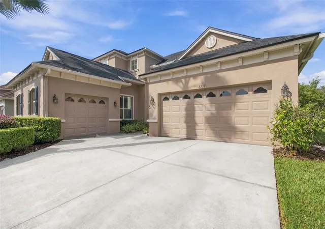 Photo 3 of Single family home for sale at 3339 Diamond Fls Cir, Land O Lakes, FL 34638 | MLS# TB8544712 | Listing updated on 2026-10-14