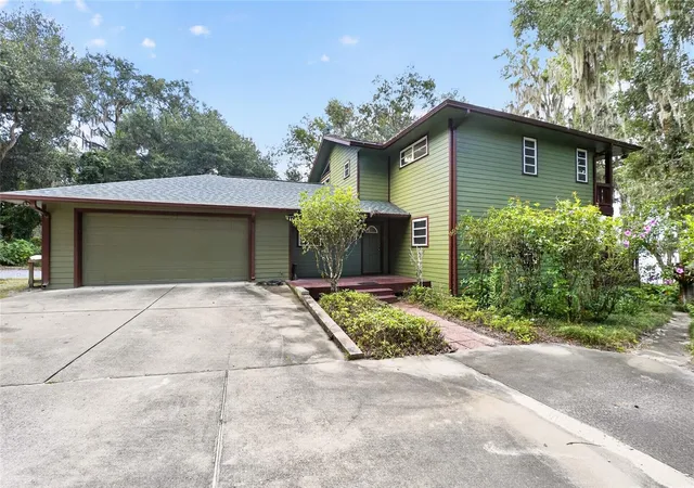 Photo 1 of Single family home for sale at 243 Herman Dr, Hawthorne, FL 32640 | MLS# GC543186 | Listing updated on 2026-09-28