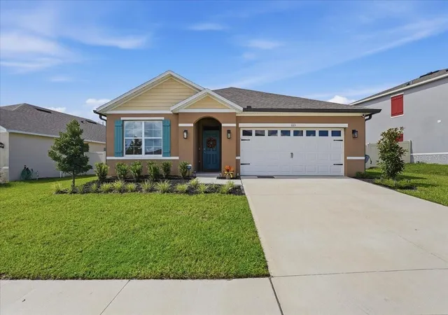 Photo 1 of Single family home for sale at 1113 Griffon Ave, Lake Alfred, FL 33850 | MLS# P4939752 | Listing updated on 2026-09-14