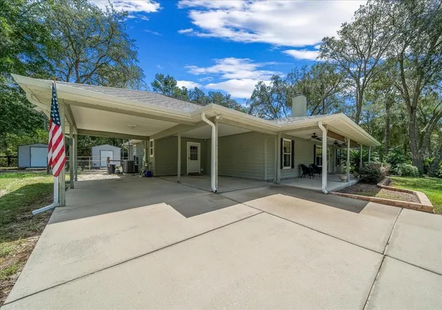 Photo 4 of Single family home for sale at 8891 SW 135th Avenue, Dunnellon, FL 34432 | MLS# OM731517 | Listing updated on 2026-09-07