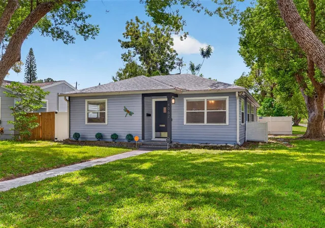 Photo 3 of Single family home for sale at 4062 3rd Avenue N, Saint Petersburg, FL 33713 | MLS# TB8544742 | Listing updated on 2026-10-30