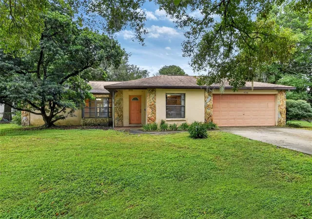 Photo 1 of Single family home for sale at 4702 Charro Ln, Plant City, FL 33565 | MLS# L4964750 | Listing updated on 2026-10-12