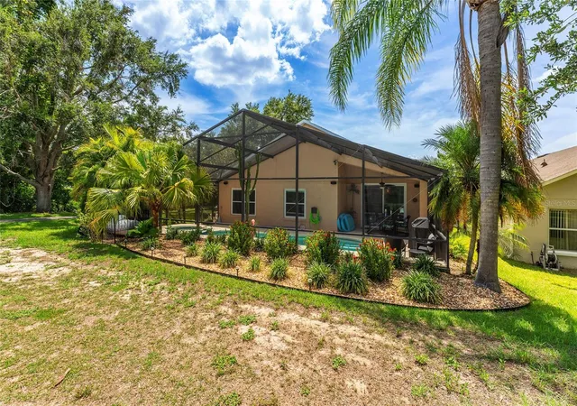 Photo 22 of Single family home for sale at 1123 W Greenley Ave, Groveland, FL 34736 | MLS# G5117283 | Listing updated on 2026-09-04