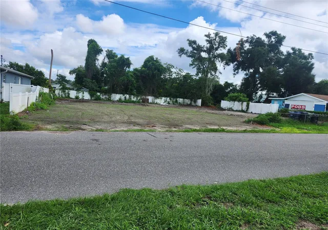 Photo 4 of Land for sale at 4324 E Grv View Ave, Tampa, FL 33617 | MLS# TB8544758 | Listing updated on 2026-10-06