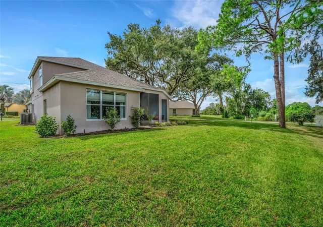 Photo 3 of Single family home for sale at 336 Del Sol Ave, Davenport, FL 33837 | MLS# S5156781 | Listing updated on 2026-10-03