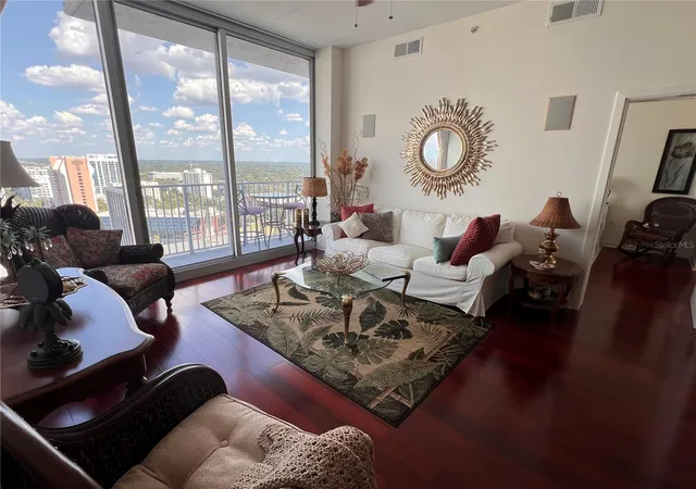 Photo 4 of Condo for sale at 155 S Court Ave #1505, Orlando, FL 32801 | MLS# O6438418 | Listing updated on 2026-09-04
