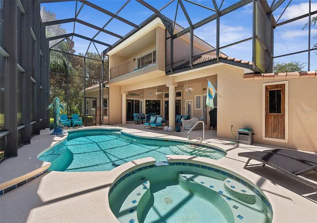 Photo 1 of Single family home for sale at 18 N Park Ln, Palm Coast, FL 32137 | MLS# FC321162 | Listing updated on 2026-10-20